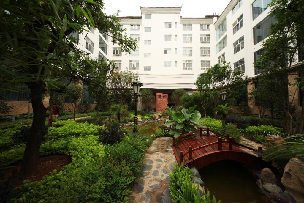 Xiongzhao Grand Hotel Weishan Dali (Yunnan) Dış mekan fotoğraf